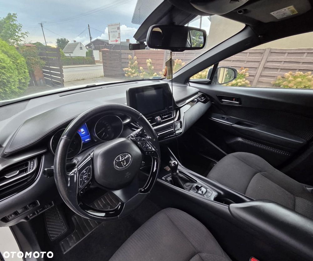 Toyota C-HR 1.2 T Premium - 8