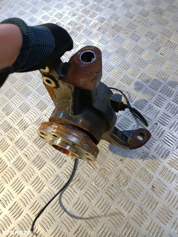 ZWROTNICA PIASTA IVECO DAILY 4X4 EURO 6 65C 70C - 4