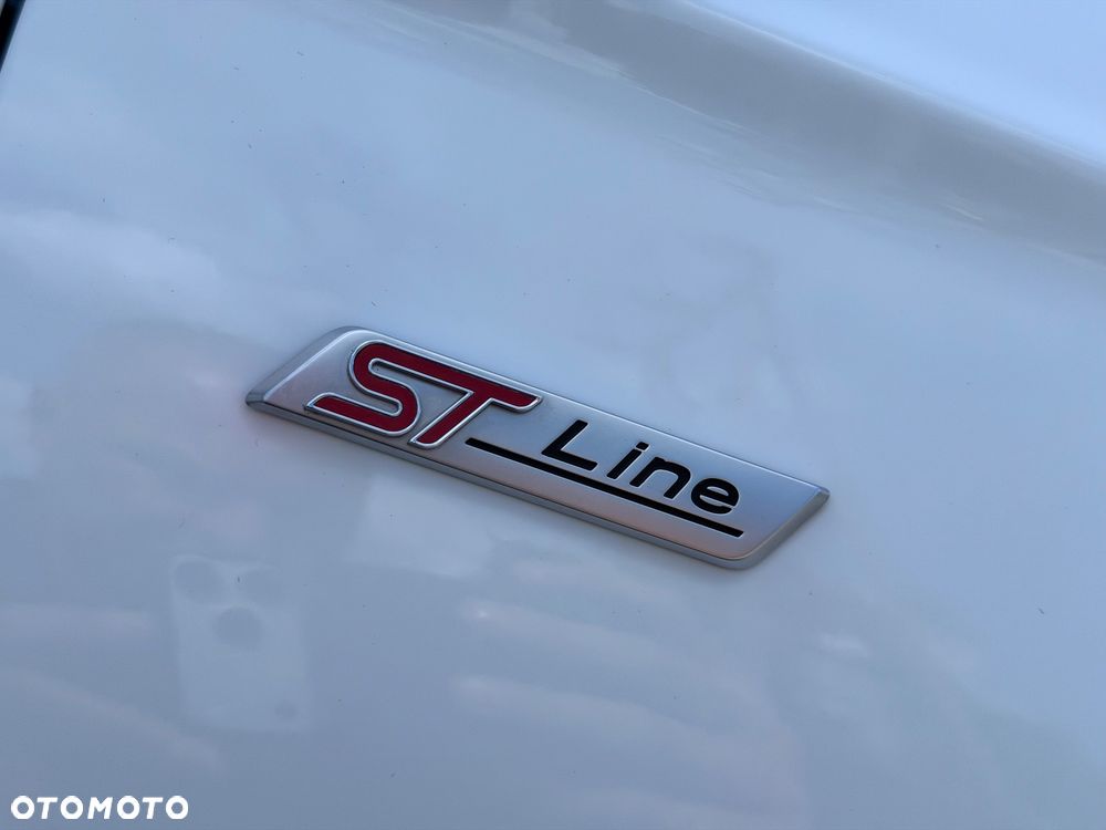 Ford Mondeo - 35