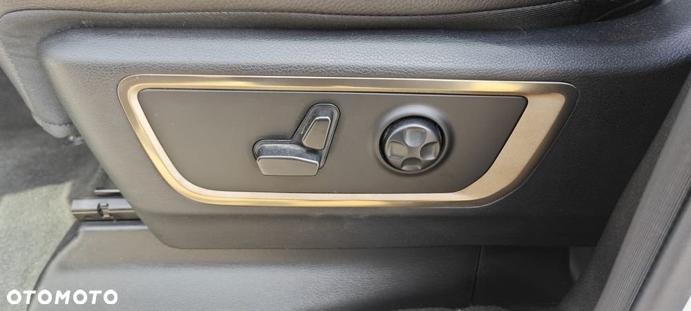 RAM 1500 5.7 Crew Cab Longhorn - 25