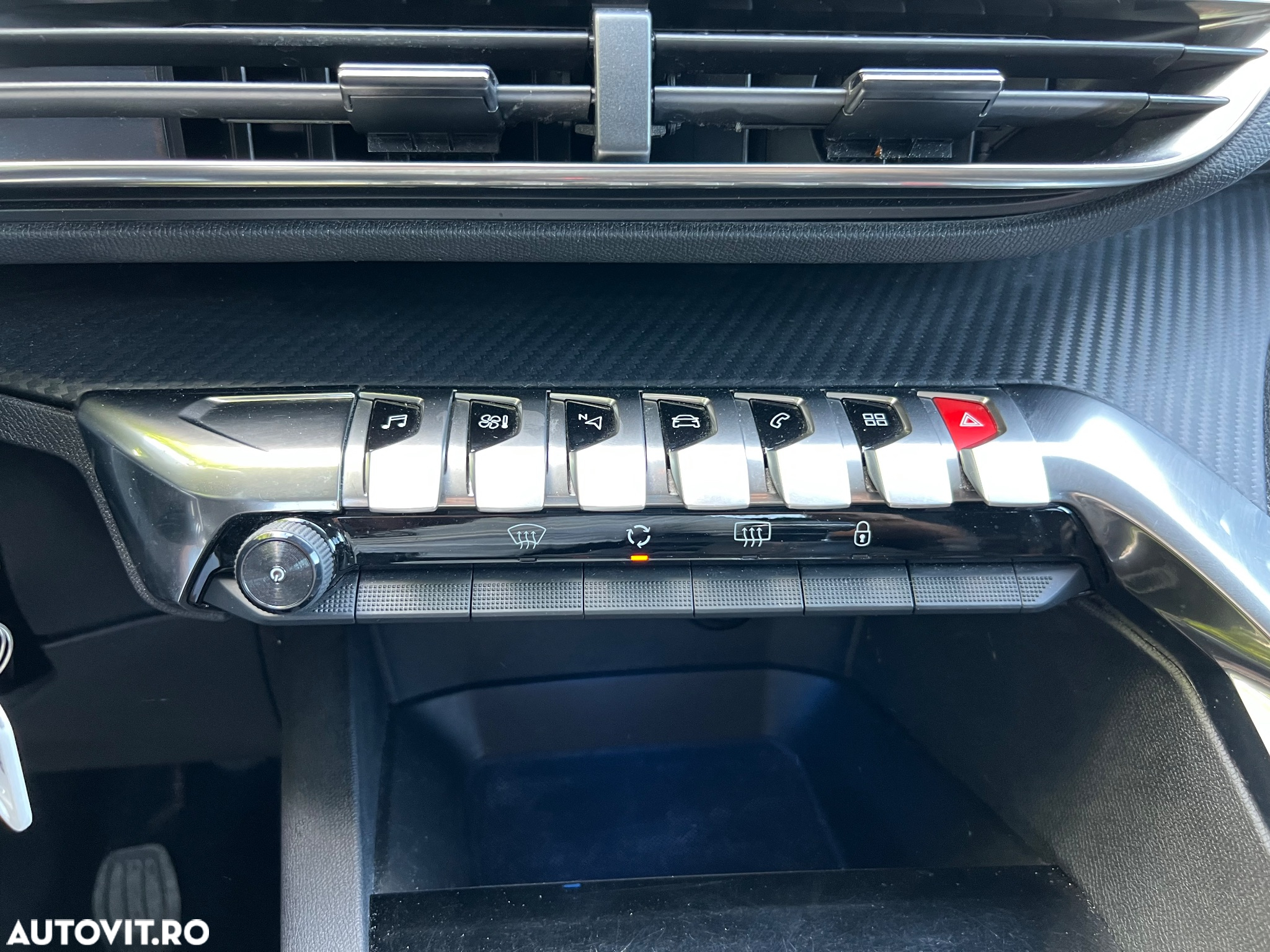 Peugeot 3008 1.5 BlueHDI 130 S&S BVM6 Active Pack - 16