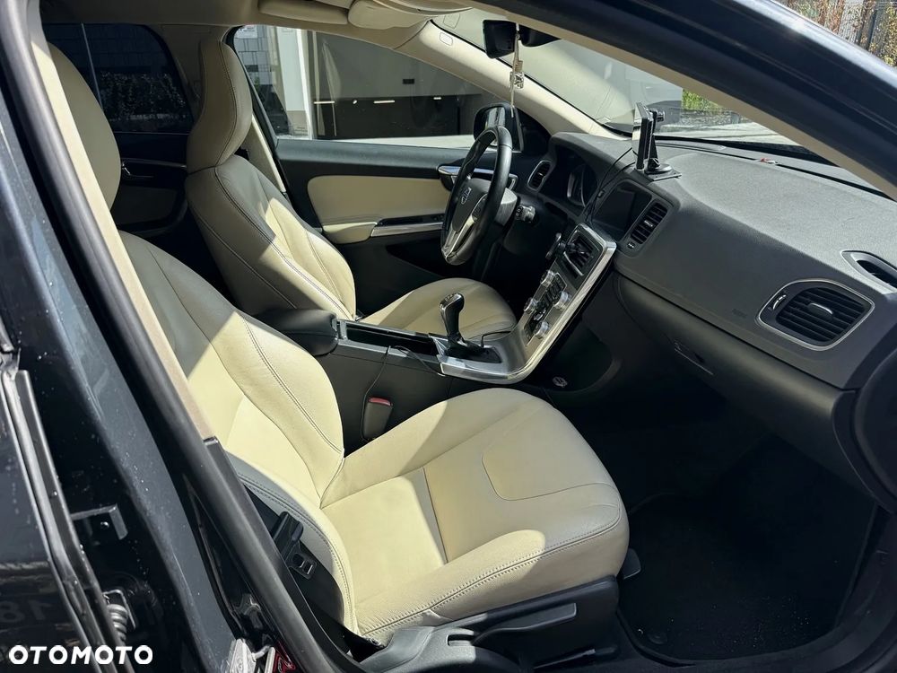 Volvo V60 D4 Drive-E Summum - 7