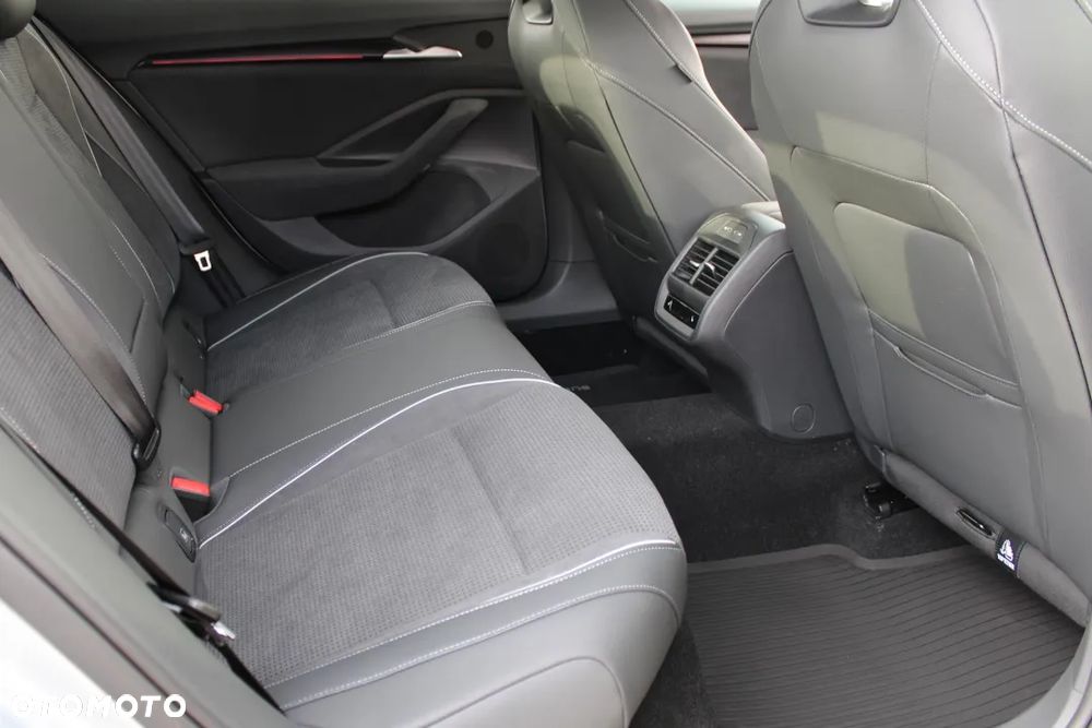 Skoda Superb 1.5 TSI Plug-in Hybrid Sportline DSG - 26