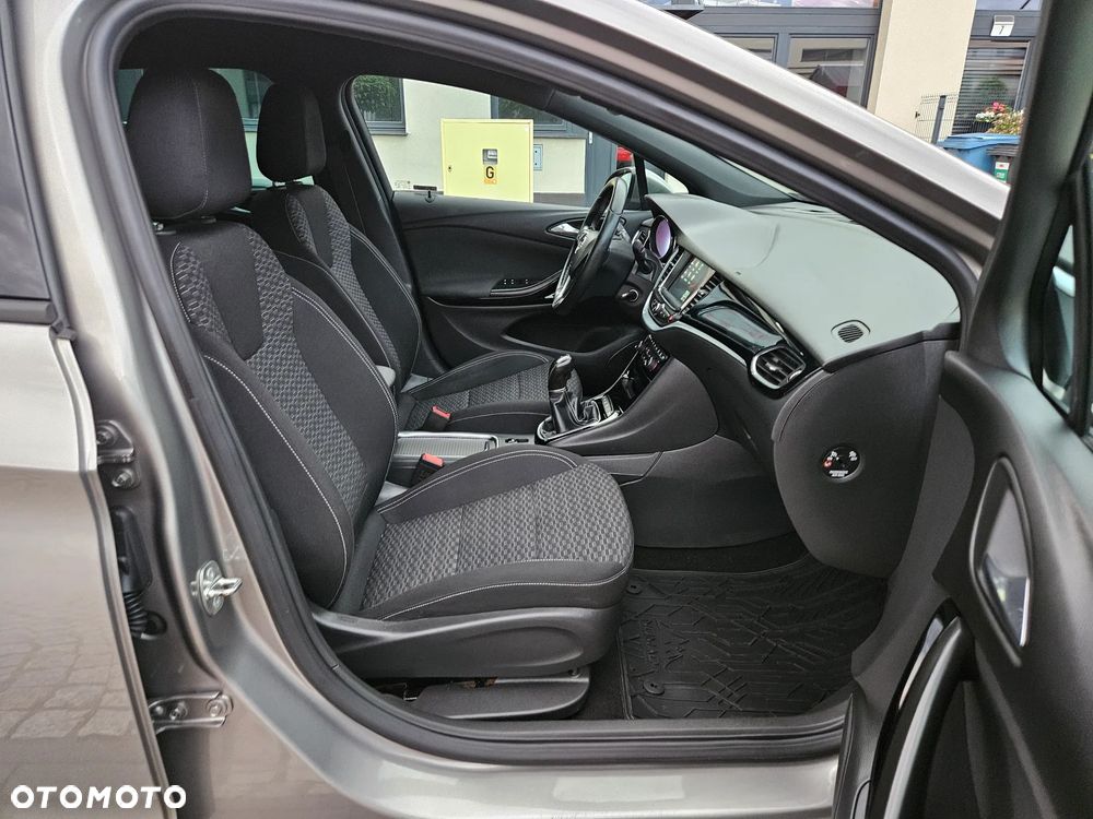 Opel Astra 1.6 D (CDTI) Start/Stop Dynamic - 9