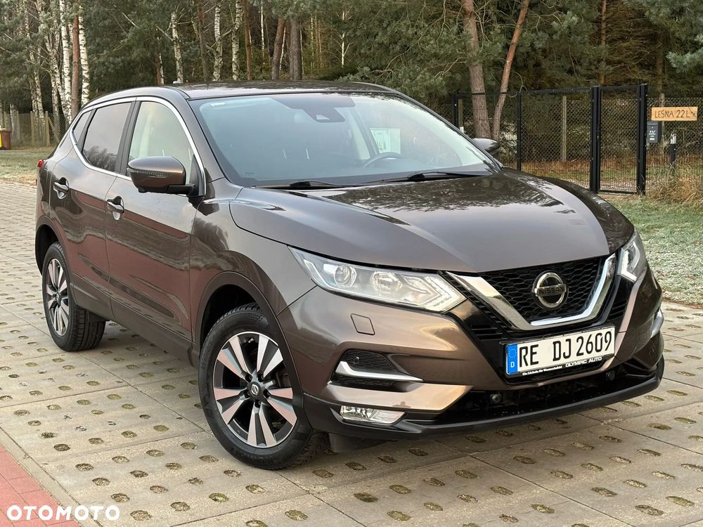 Nissan Qashqai 1.3 DIG-T N-WAY - 17
