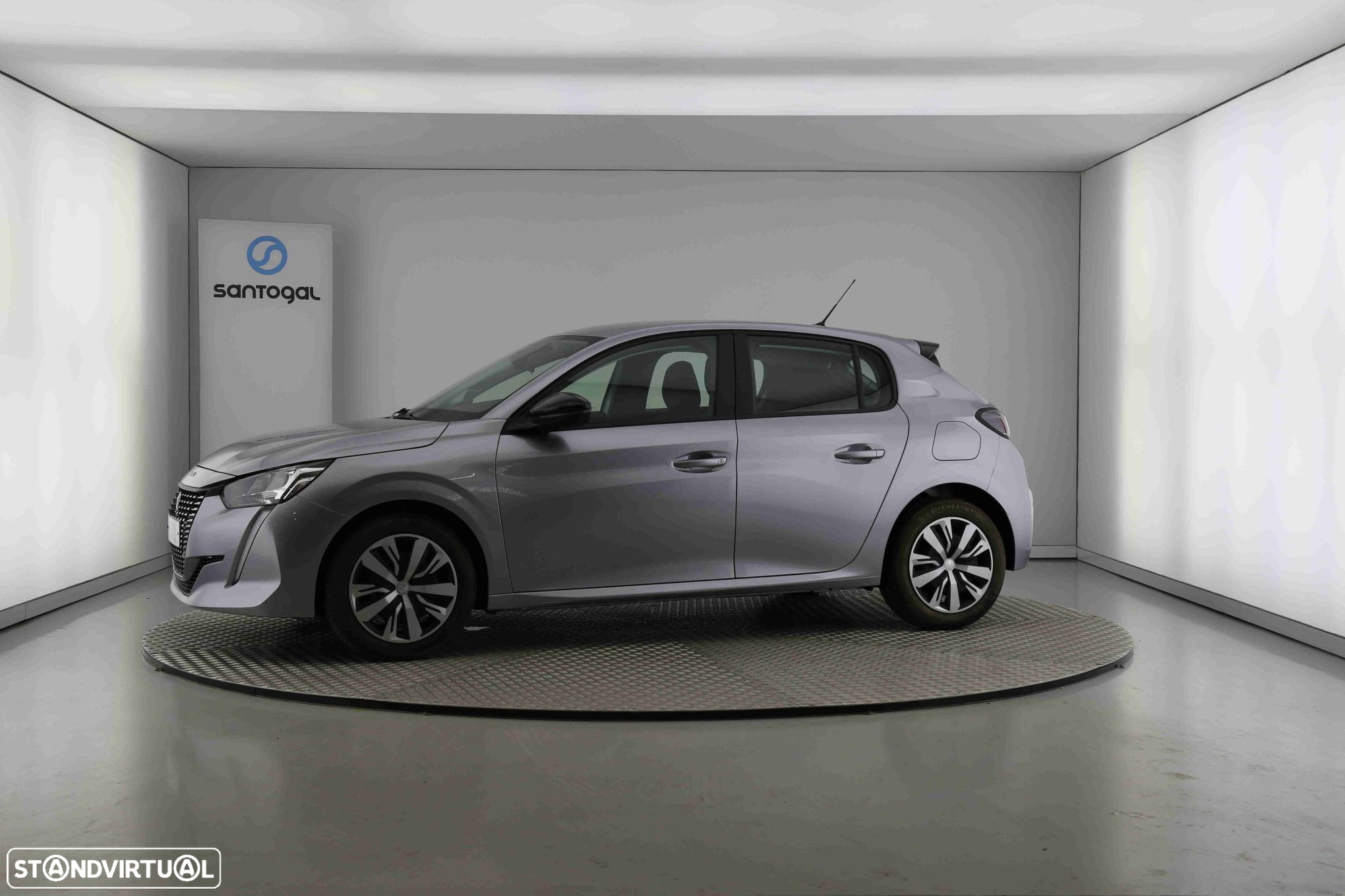 Peugeot 208 1.2 PureTech Active Pack - 6