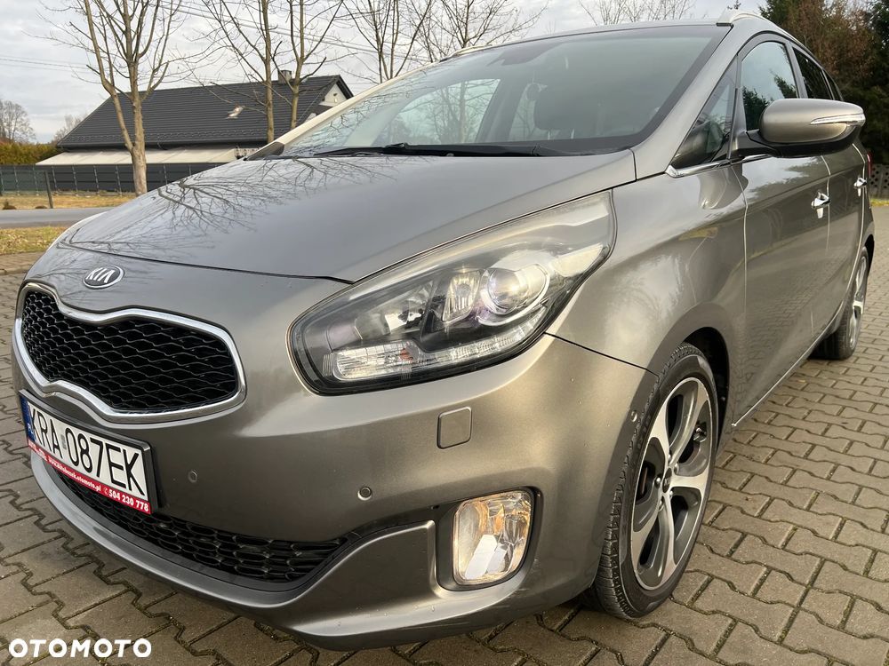 Kia Carens 1.7 CRDi Spirit - 33