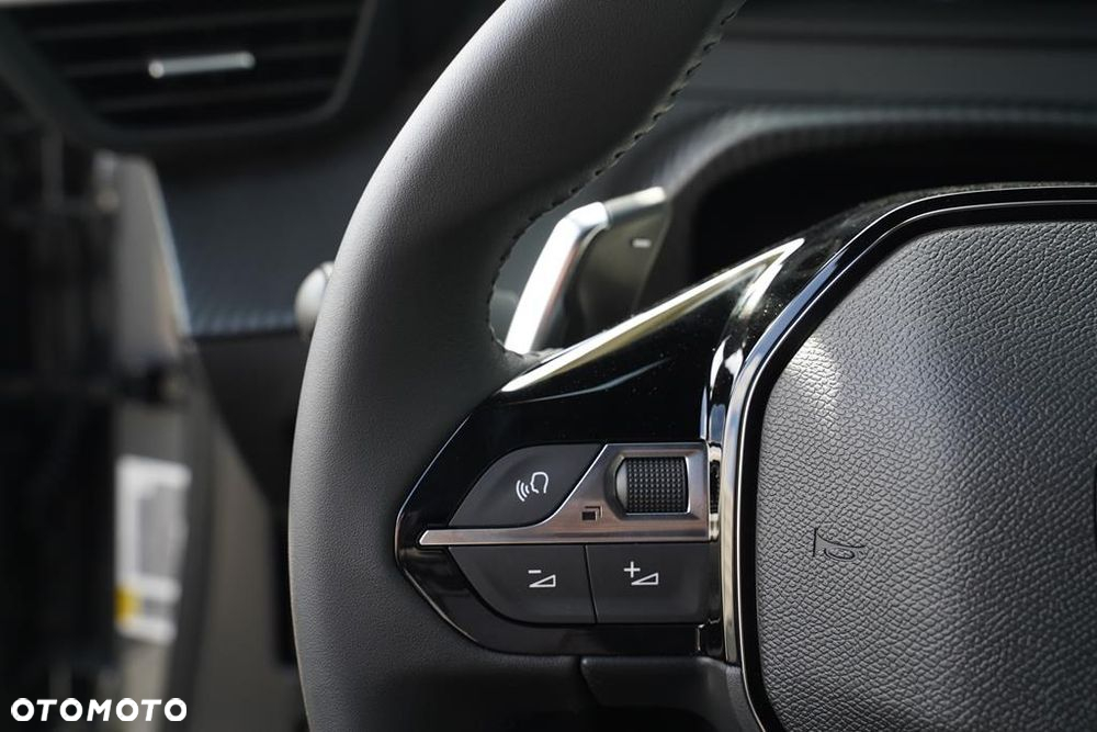 Peugeot 2008 PureTech mHEV Allure e-DCS6 - 15