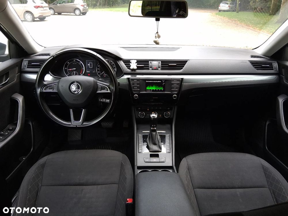 Skoda Superb 1.6 TDI Active DSG - 6