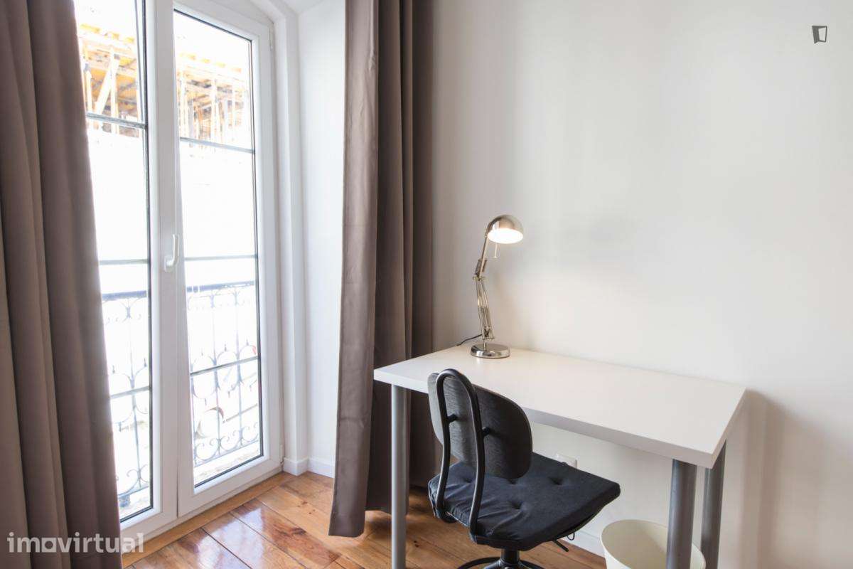 Quarto - localizado em Martim Moniz Lisbon - Grande imagem: 5/18
