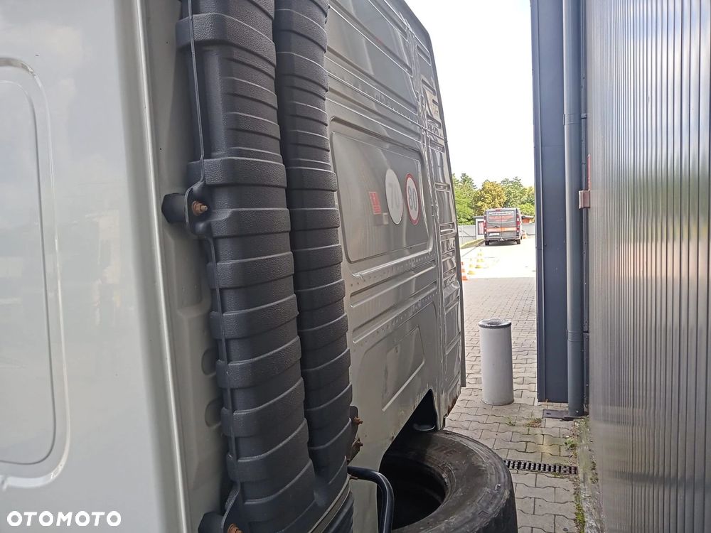 VOLVO FM13 KABINA KOMPLETNA GLOBETROTTER - 4