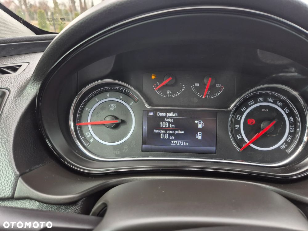 Opel Insignia 2.0 CDTI 4x4 ecoFLEX Start/Stop Business Edition - 36