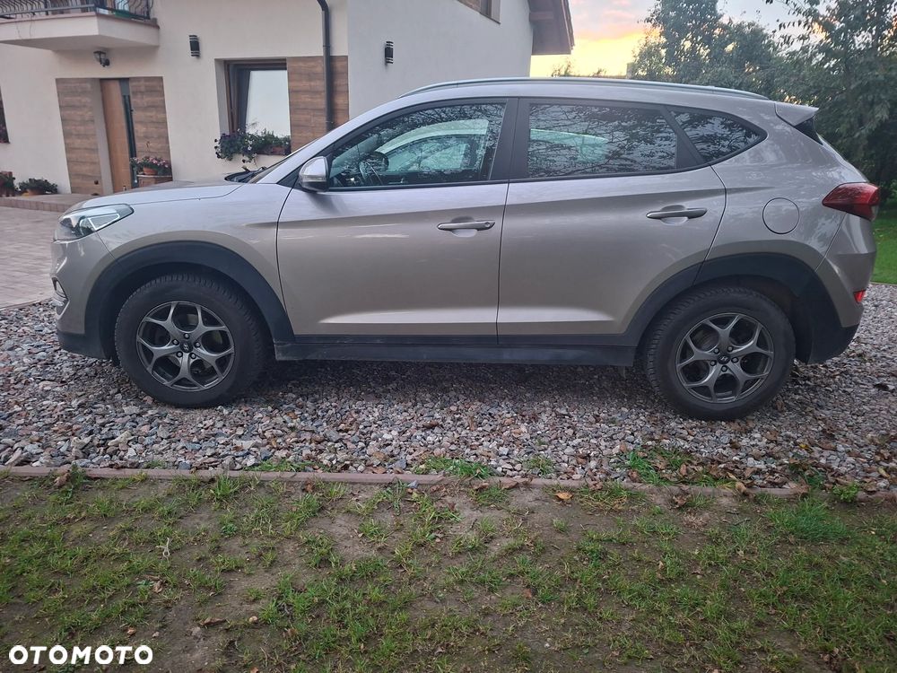 Hyundai Tucson 2015 photo 2