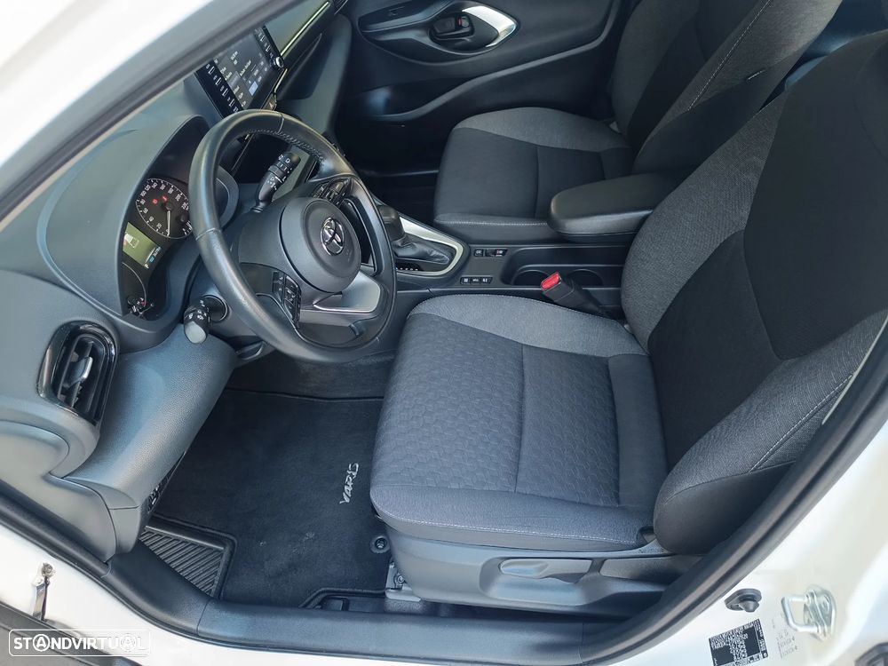 Toyota Yaris 1.5 HDF Comfort - 11