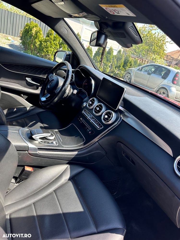 Mercedes-Benz GLC - 4