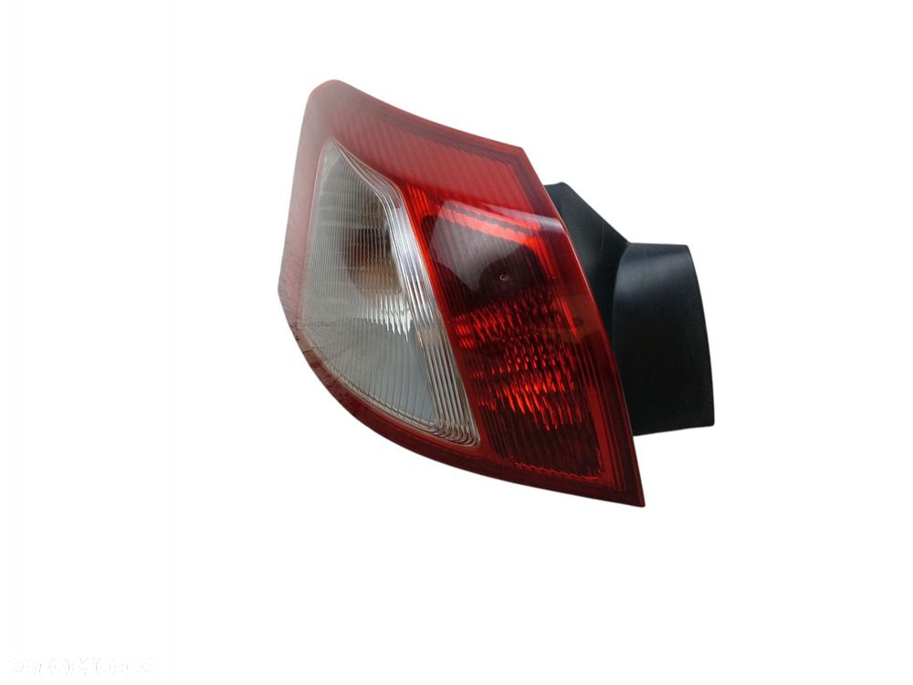 LAMPA LEWA LEWY TYŁ MITSUBISHI LANCER VIII (2007-2015) HB EUROPA - 2