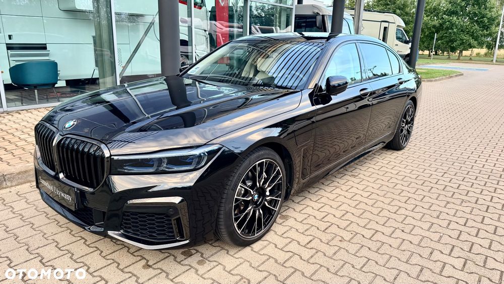BMW Seria 7 745Le xDrive sport - 28
