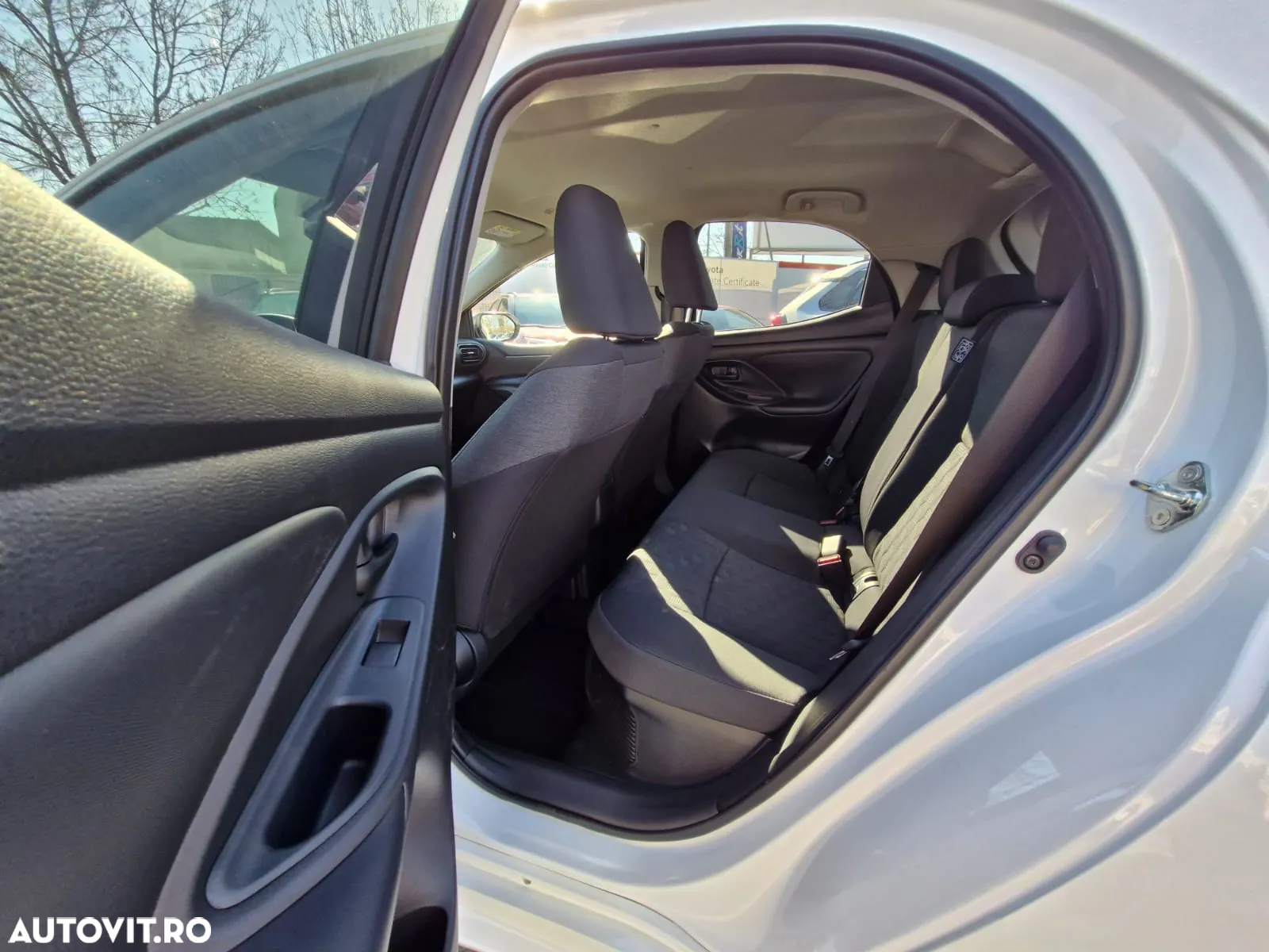 Toyota Yaris 1.5 116 CP HEV Business - 10