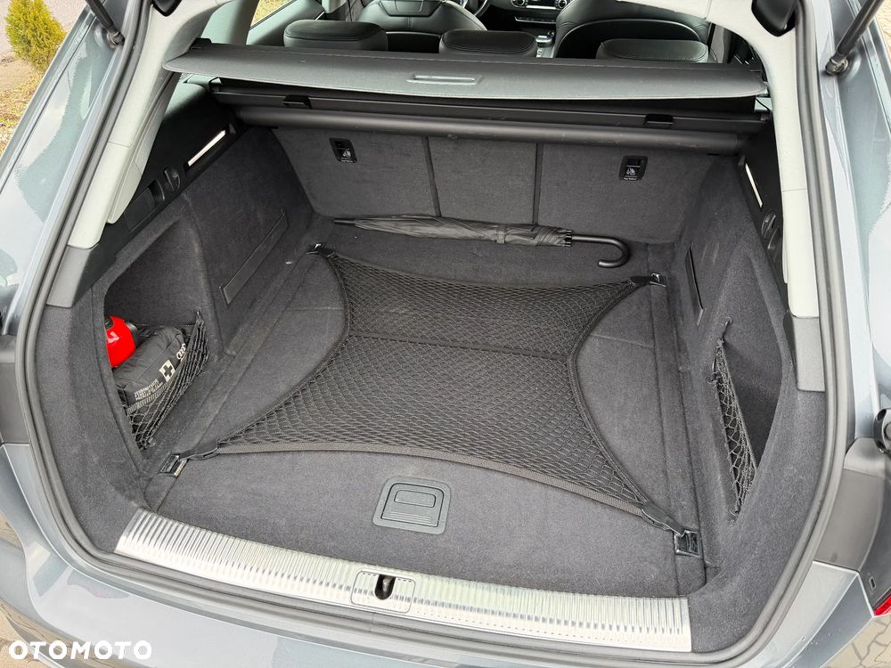 Audi A4 Allroad - 38