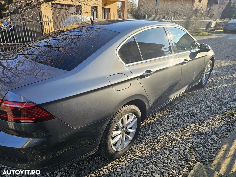Volkswagen Passat 2.0 TDI Comfortline - 3