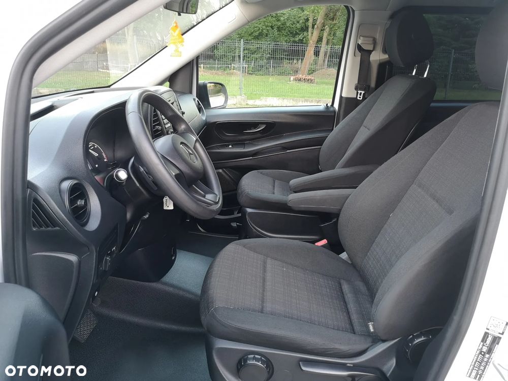 Mercedes-Benz Vito - 21