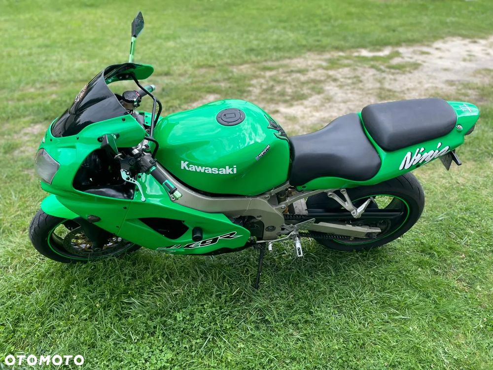Kawasaki ZXR - 9