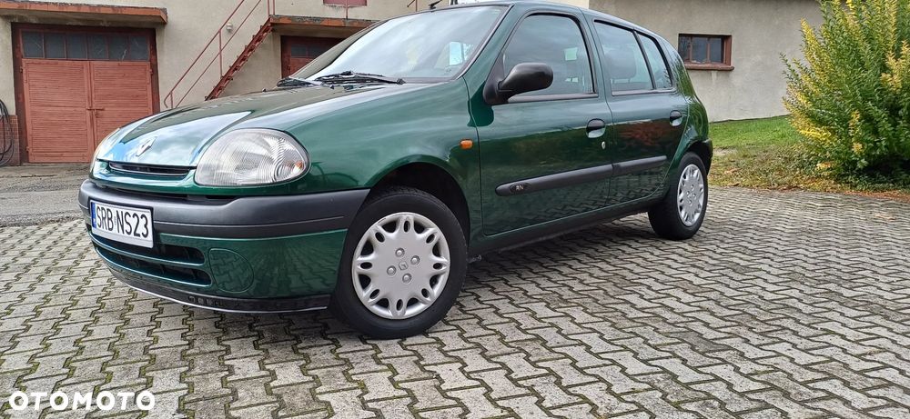 Renault Clio - 6