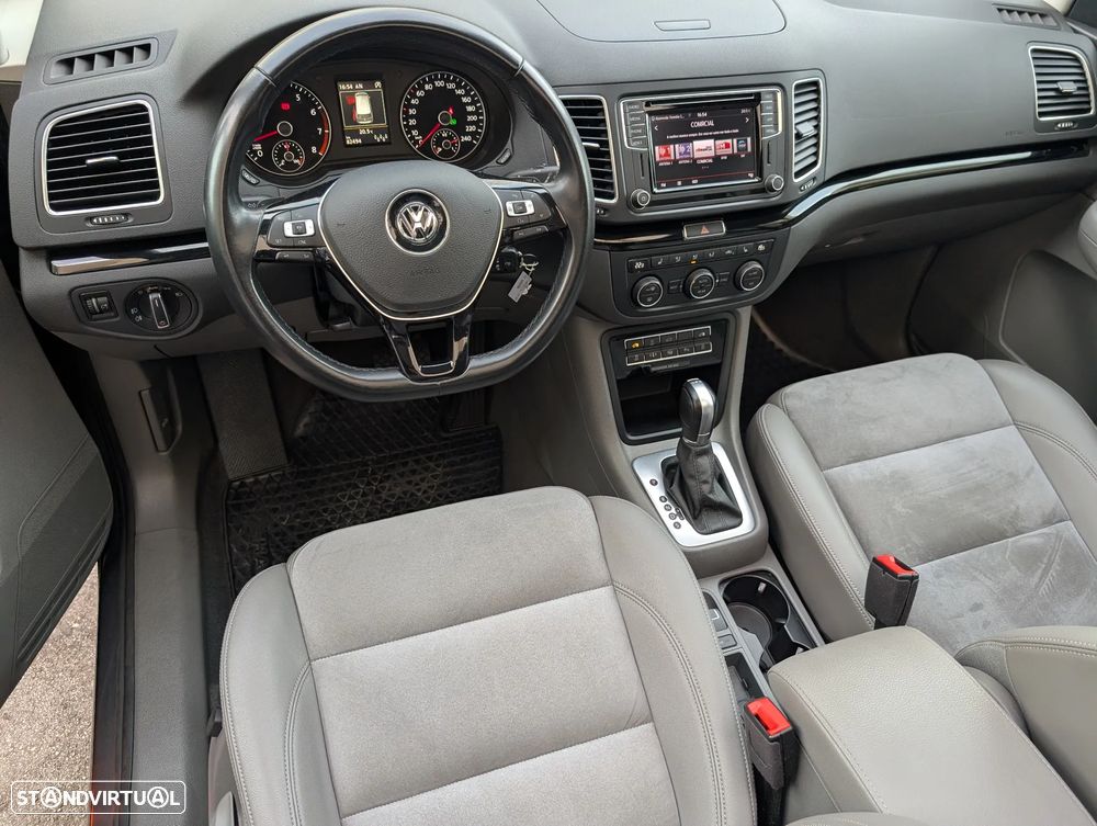 VW Sharan 1.4 TSI Highline DSG - 16