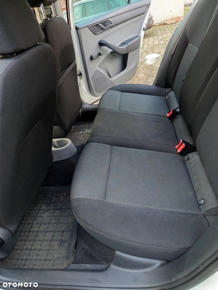 Skoda RAPID 1.6 TDI Active - 13