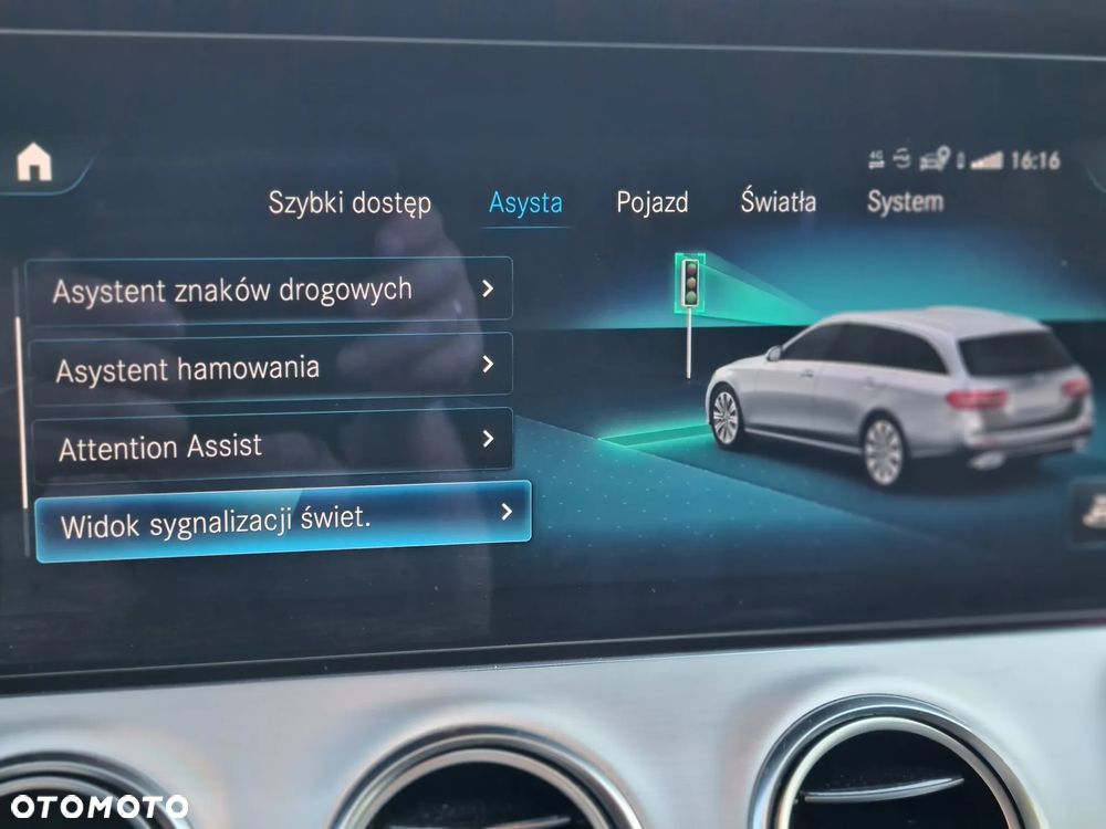 Mercedes-Benz Klasa E - 22