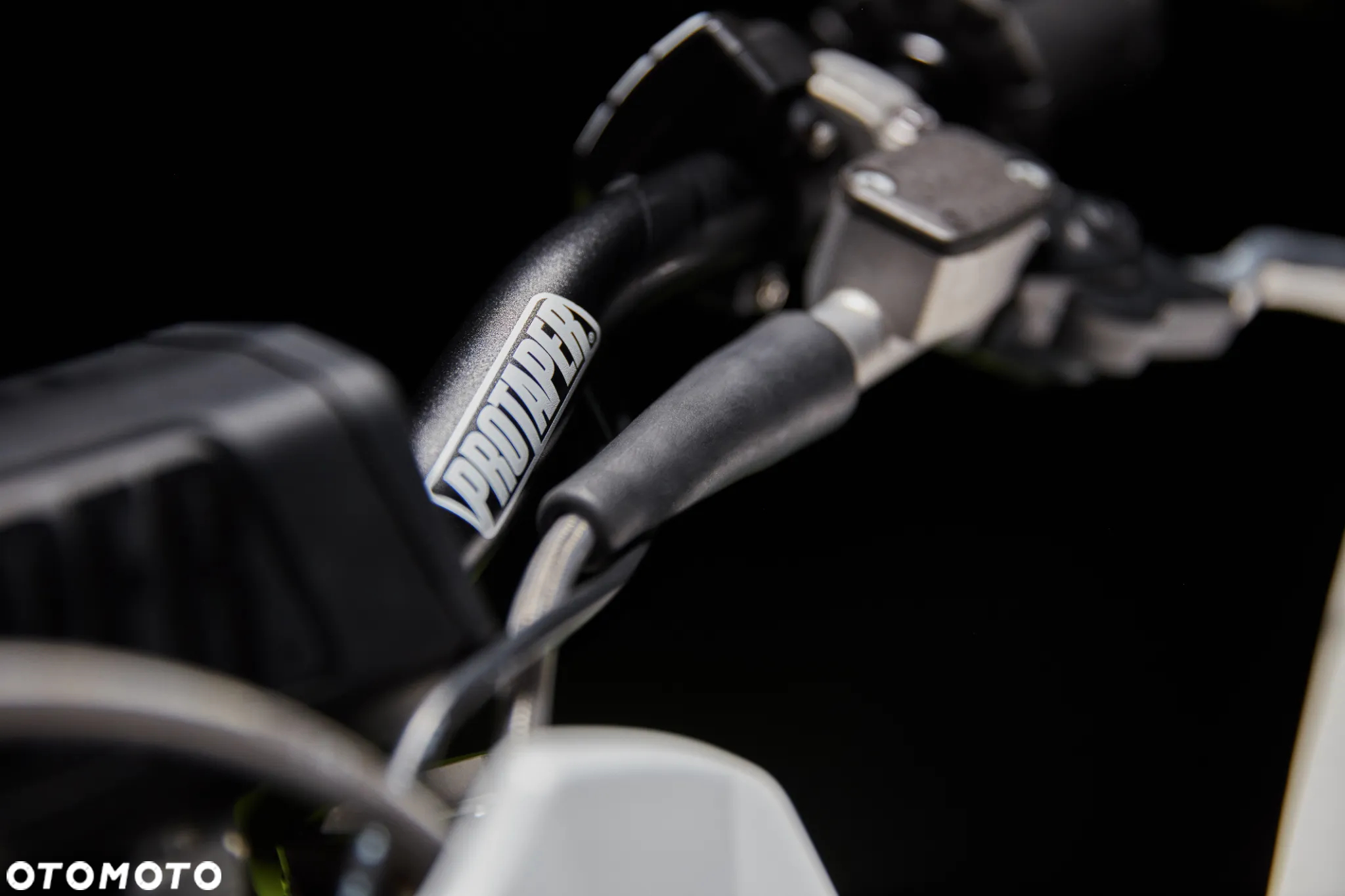 Triumph Inny - 9