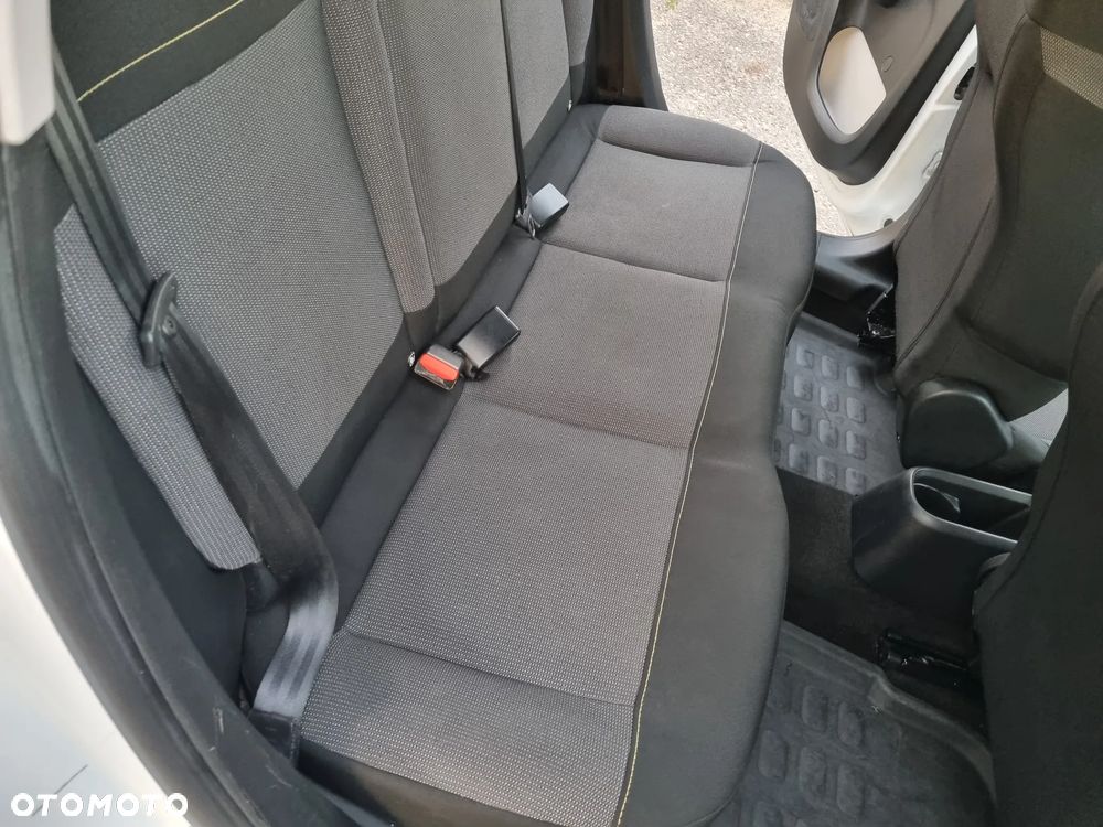 Citroën C3 Pure Tech 110 S&S EAT6 MAX - 31