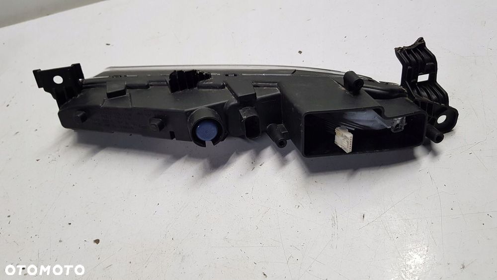 halogen prawy Porsche Panamera 971 - 6
