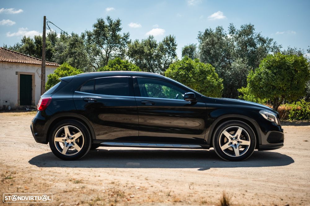Mercedes-Benz GLA 220 CDi AMG Line 4-Matic - 18