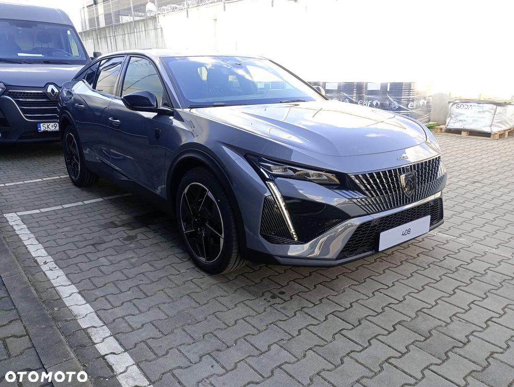 Peugeot 408 - 4