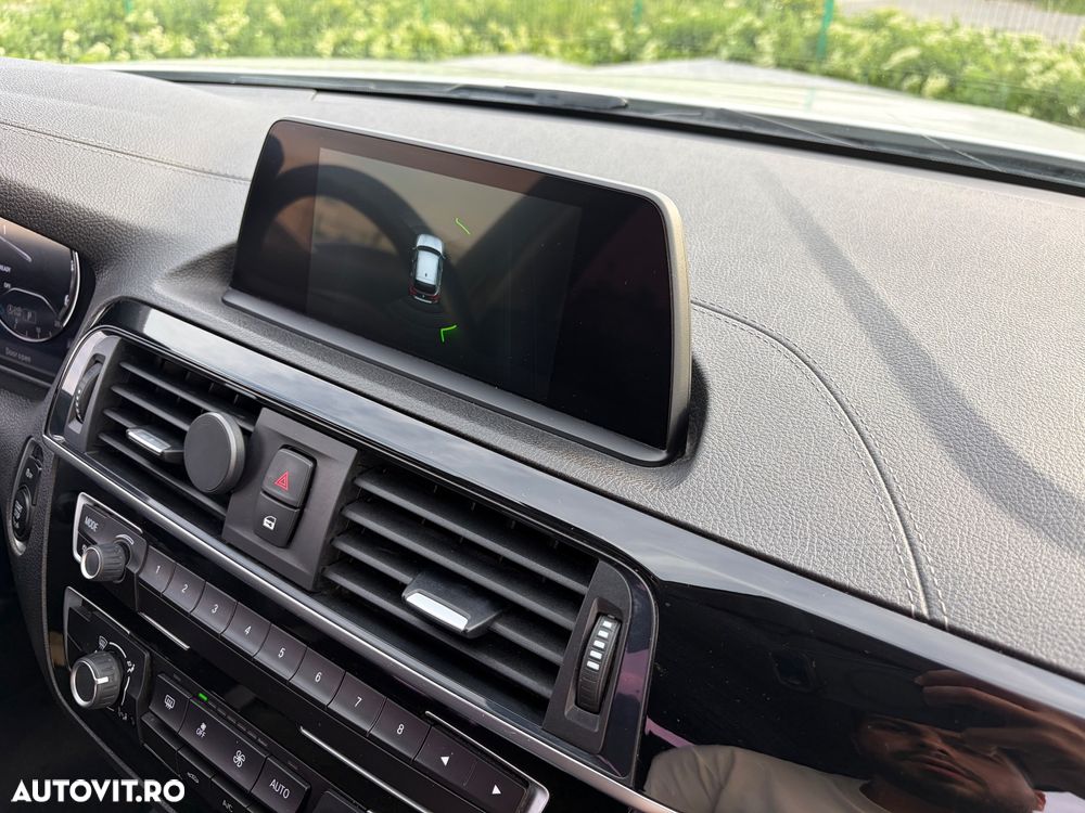 BMW Seria 1 - 18