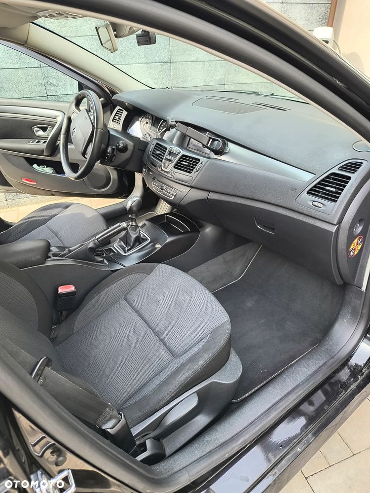 Renault Laguna 1.6 16V 110 Expression - 19