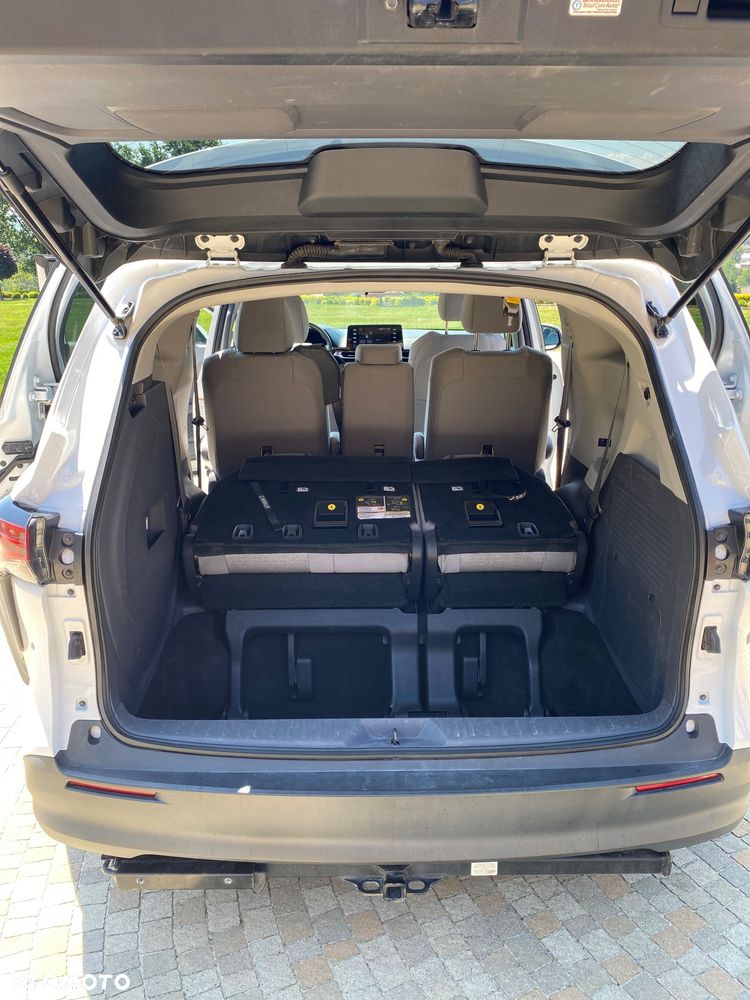 Toyota Sienna - 15