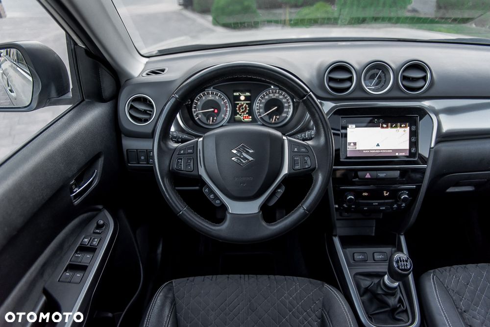 Suzuki Vitara 1.4 Boosterjet Allgrip Comfort+ - 27