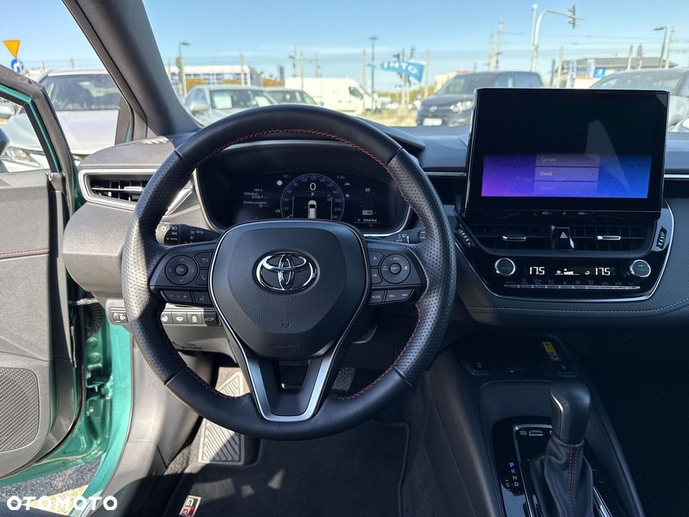 Toyota Corolla 2.0 Hybrid GR Sport - 17