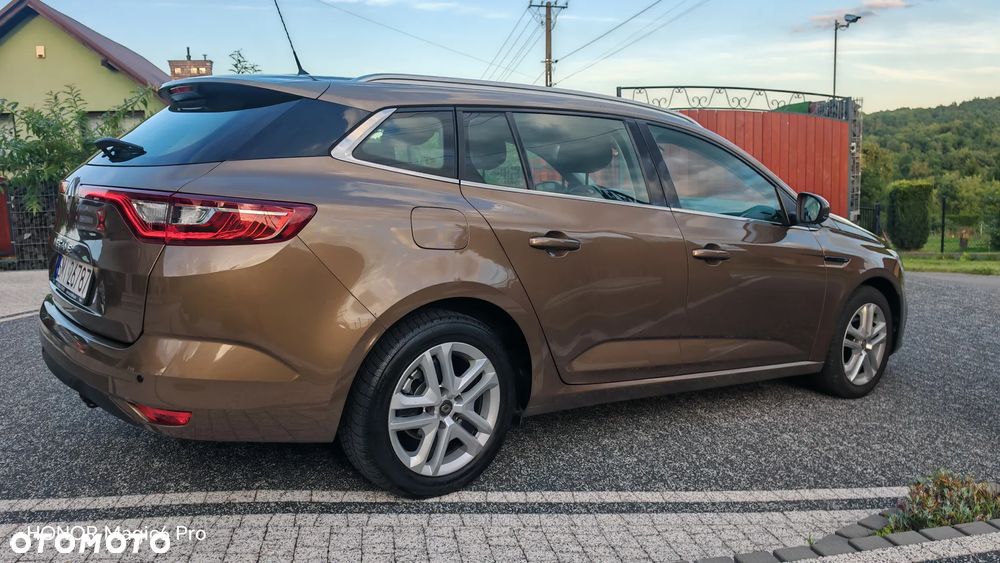 Renault Megane 1.2 Energy TCe Zen - 8