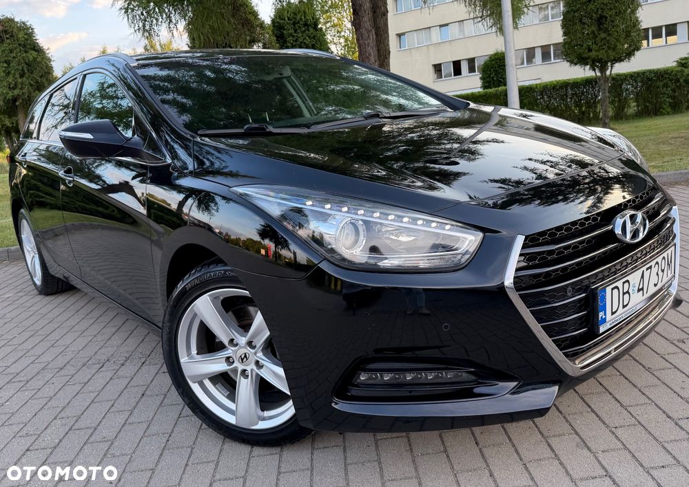 Hyundai i40 Kombi 2.0 Automatik Premium - 12