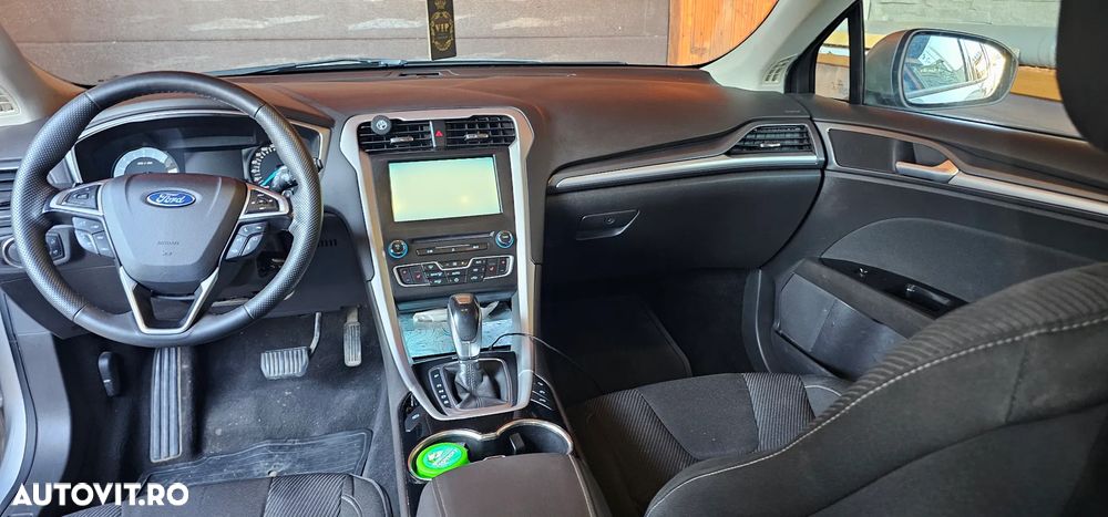 Ford Mondeo 2.0 TDCi Powershift Business - 3