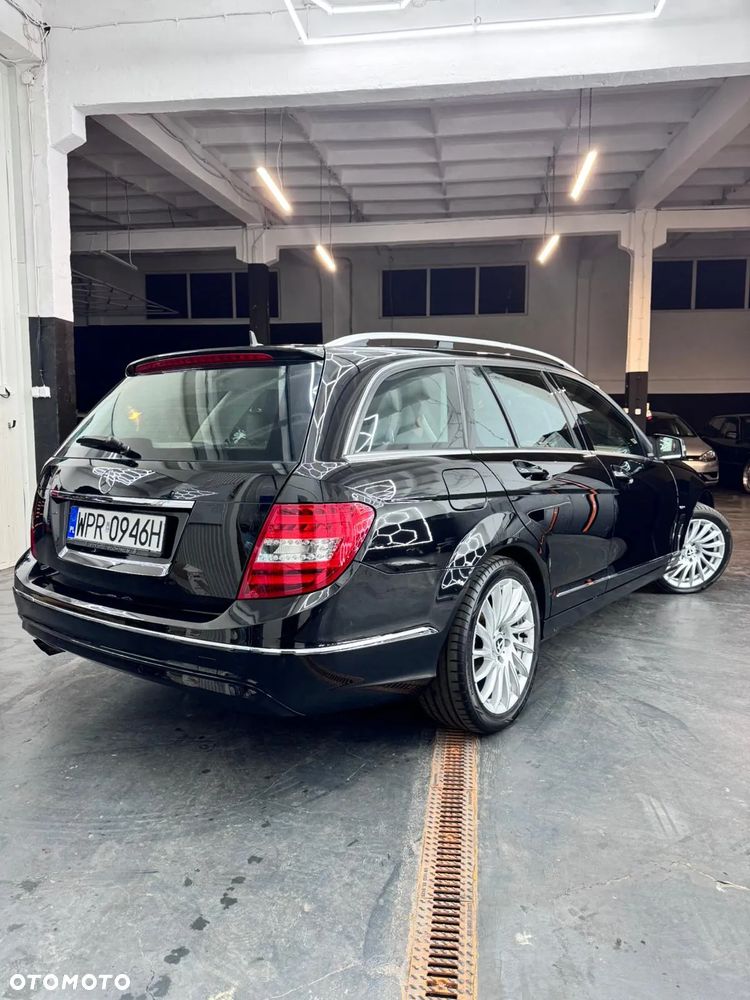 Mercedes-Benz Klasa C - 24