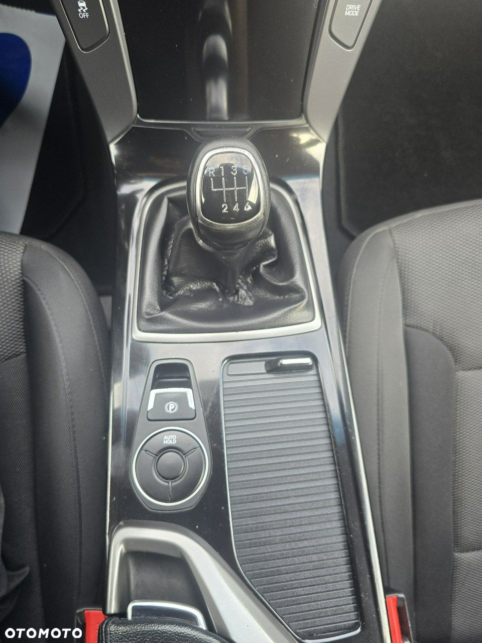 Hyundai i40 Kombi blue 1.6 Trend - 27