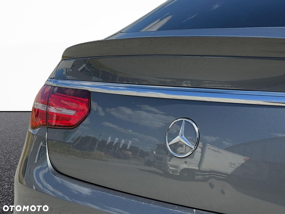 Mercedes-Benz GLE - 14