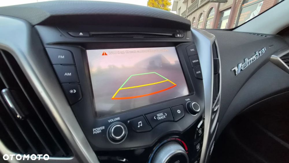 Hyundai Veloster 1.6 GDI Premium - 26