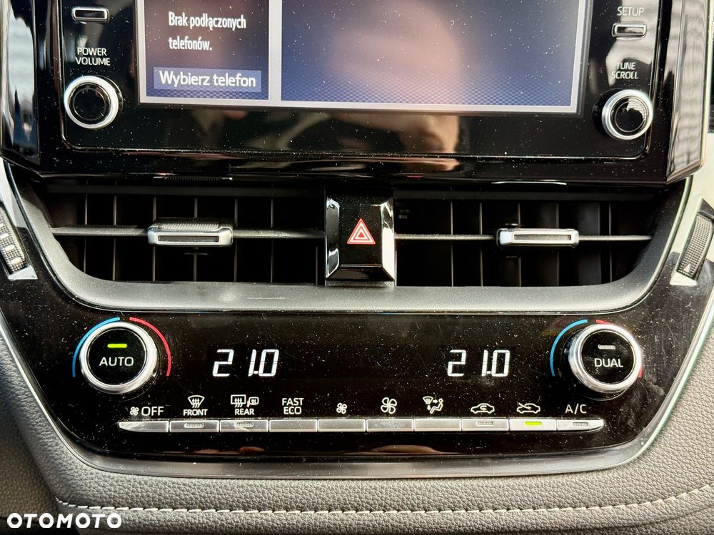Toyota Corolla 1.8 Hybrid Active - 17