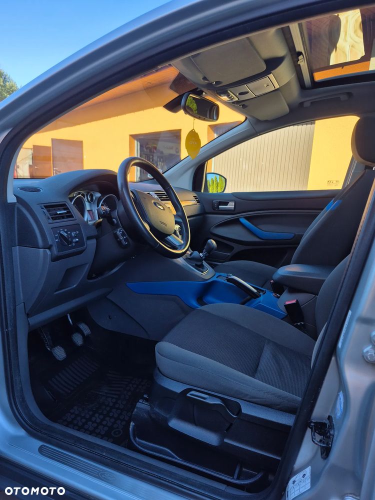 Ford Kuga 2.0 TDCi 4x4 Trend - 14