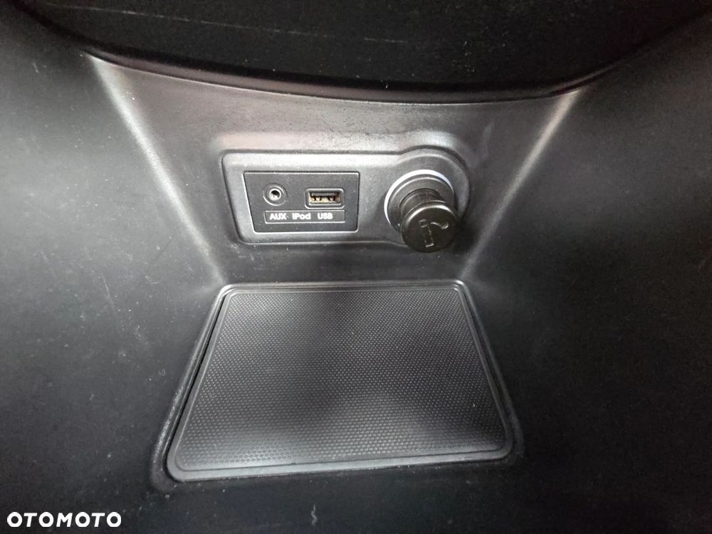 Hyundai ix20 1.4 Edition 20 - 28